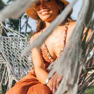 Club Med resort seychelles adult and kid enjoying the swimming pool